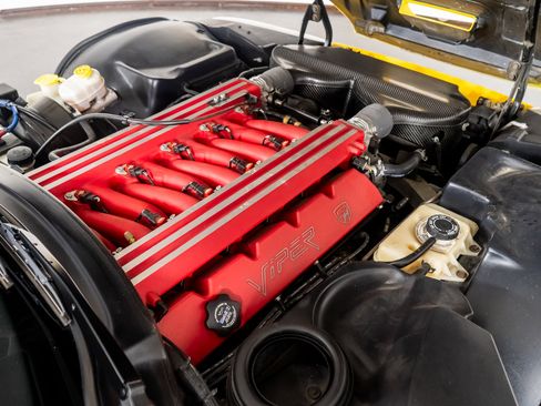 Used 2001 Dodge Viper GTS image 49