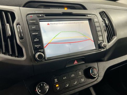 Used 2012 Kia Sportage LX w/ Navigation Pkg FWD image 15