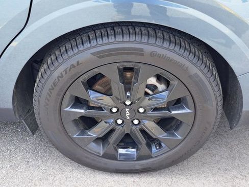 Used 2023 Kia Carnival SX FWD image 29