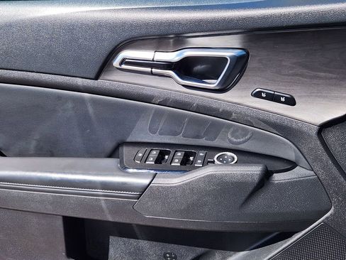 Used 2023 Kia Sportage X-Pro image 6