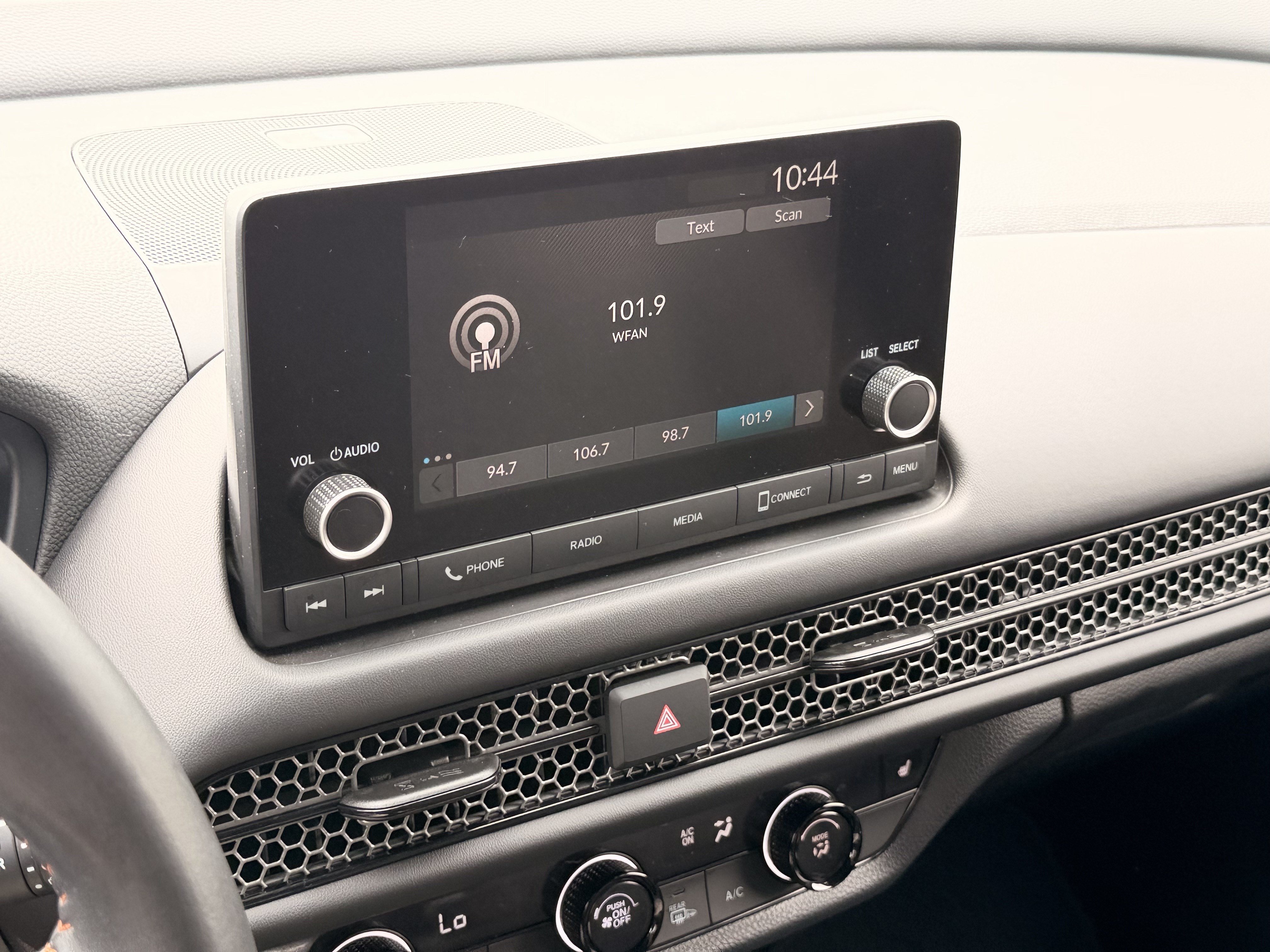 Used 2025 Honda HR-V Sport image 22