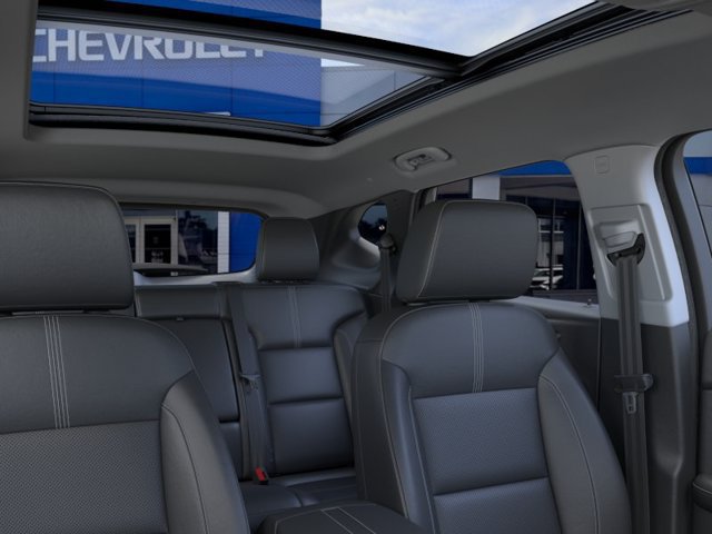 New 2026 Chevrolet Blazer LT w/ LPO, Black Sport Package FWD image 24