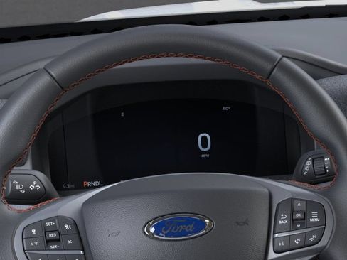 Used 2026 Ford Explorer Active AWD/4WD image 13
