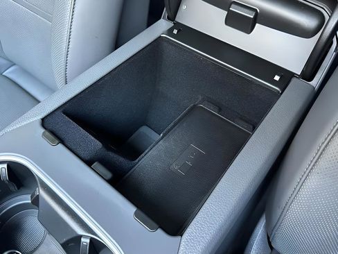 Used 2022 Porsche Cayenne E-Hybrid Coupe image 77