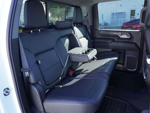 Certified 2024 Chevrolet Silverado 2500 LTZ w/ LTZ Convenience Package image 10