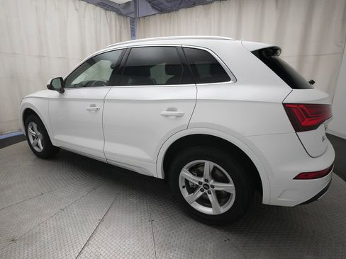 Used 2023 Audi Q5 Premium w/ Convenience Package AWD/4WD image 35