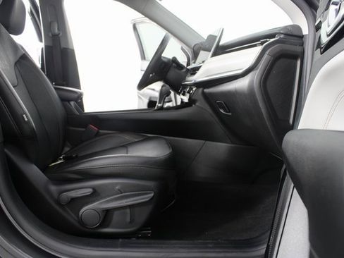 Used 2022 Jeep Compass Limited image 19