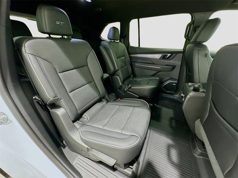 New 2026 Buick Enclave Sport Touring w/ Power Package image 29