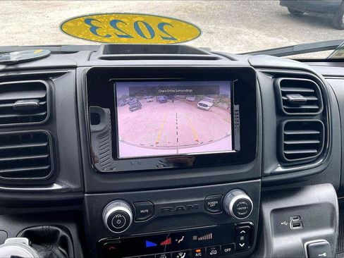 Used 2023 RAM ProMaster 2500 FWD image 12