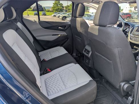 Used 2020 Chevrolet Equinox LT AWD/4WD image 30