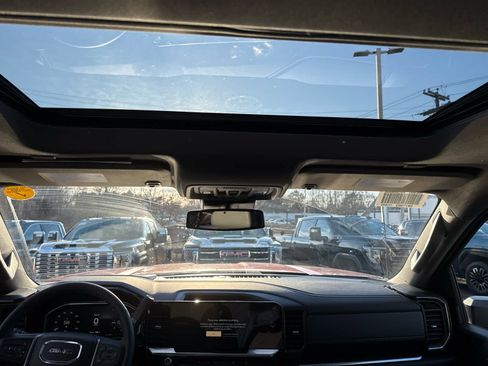 New 2026 GMC Sierra 2500 SLT w/ SLT Premium Package image 14