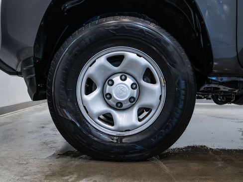 Certified 2020 Toyota Tacoma SR image 8