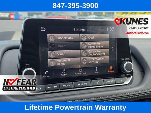 Used 2025 Nissan Rogue SV FWD image 48