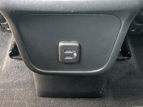 Used 2020 GMC Terrain SLE w/ Driver Convenience Package image 17