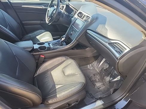 Used 2013 Ford Fusion Titanium w/ Titanium Driver Assist Pkg AWD/4WD image 12