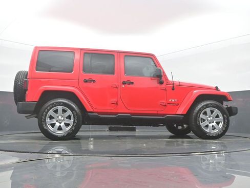 Used 2016 Jeep Wrangler Unlimited Sahara w/ Connectivity Group image 51