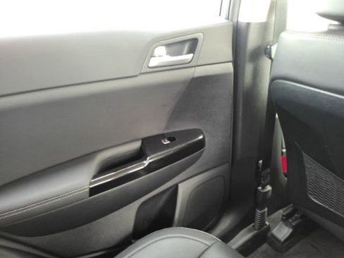 Used 2020 Kia Sportage EX FWD image 31