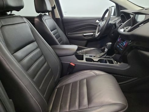 Used 2017 Ford Escape Titanium image 21