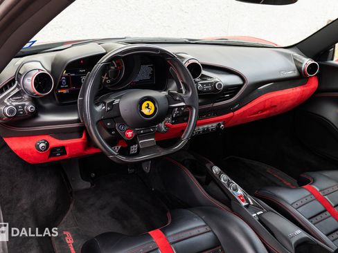Used 2020 Ferrari F8 Tributo RWD image 3