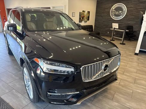 Used 2018 Volvo XC90 T6 Inscription w/ Luxury Package AWD/4WD image 2
