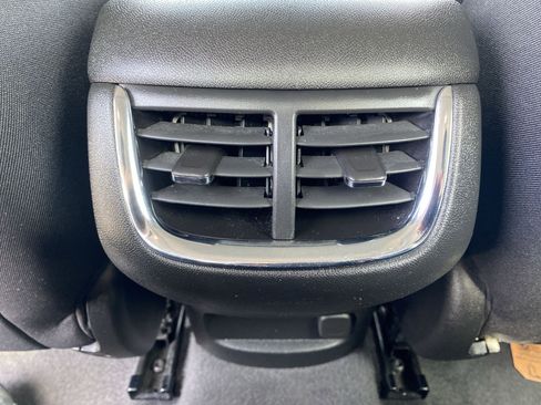 Used 2023 Chevrolet Malibu LT image 25