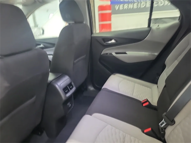 Used 2020 Chevrolet Equinox LS w/ LS Convenience Package AWD/4WD image 12