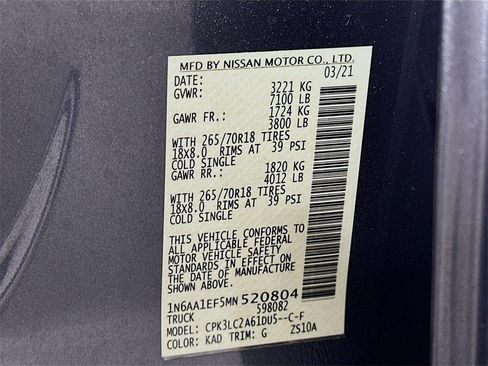 Used 2021 Nissan Titan SV w/ SV Convenience Package image 37