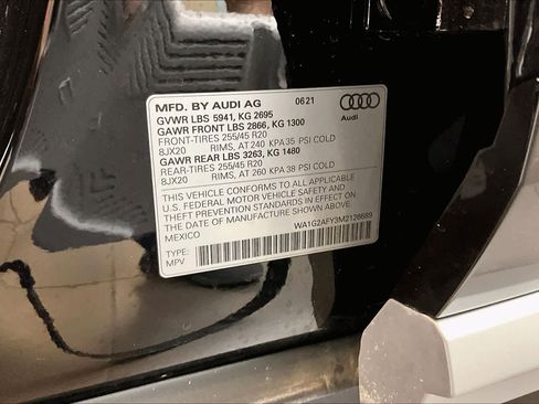 Used 2021 Audi Q5 e Premium w/ Convenience Package image 34