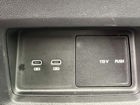 Certified 2024 Volkswagen Atlas SE image 15