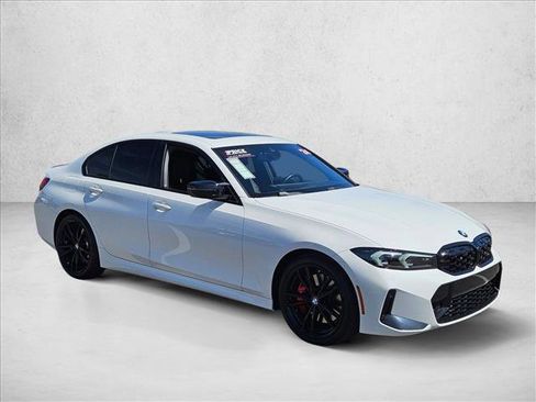 Used 2024 BMW M340i w/ Driving Assistance Package image 3