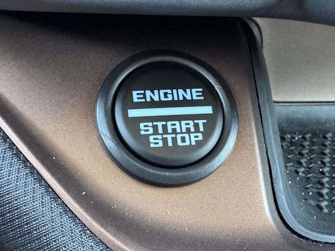 Used 2022 Ford Bronco Sport Outer Banks w/ Tech Package AWD/4WD image 9