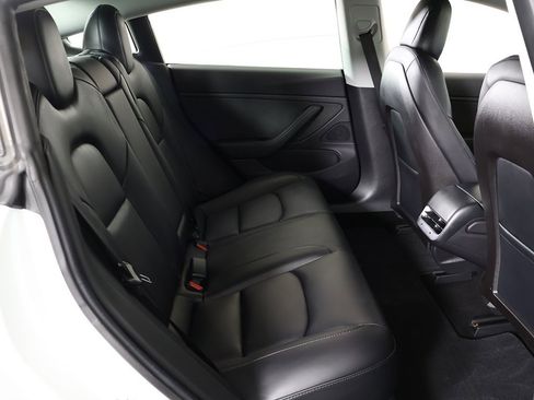 Used 2019 Tesla Model 3 Long Range image 36