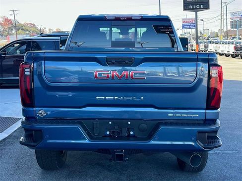 New 2026 GMC Sierra 2500 Denali w/ Denali Reserve Package image 4