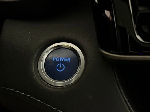 Used 2020 Toyota Highlander XLE image 15