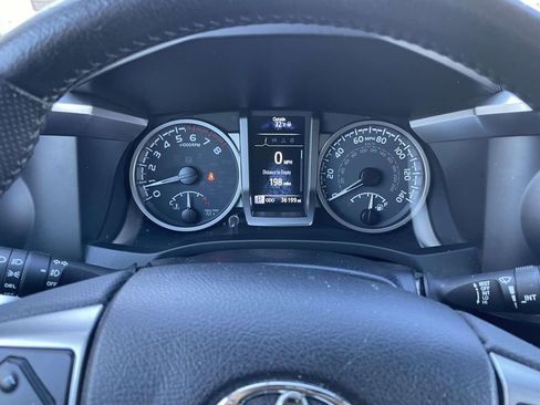 Used 2022 Toyota Tacoma SR5 image 35
