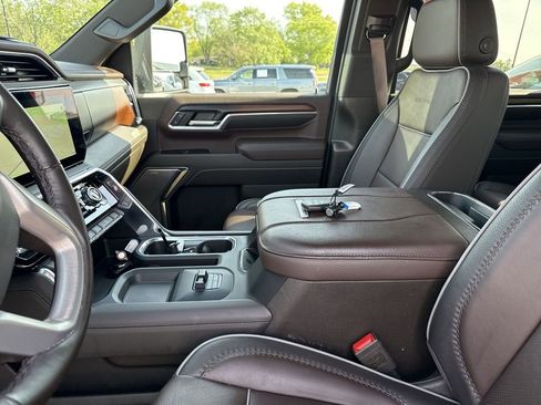 Certified 2024 GMC Sierra 2500 Denali AWD/4WD image 15