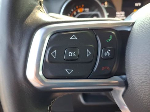 Used 2021 Jeep Wrangler Unlimited Sahara w/ Cold Weather Group AWD/4WD image 19