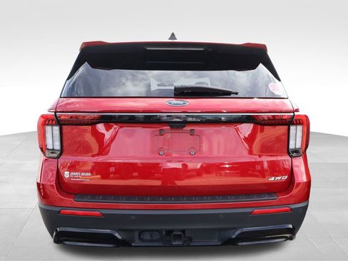 Certified 2025 Ford Explorer ST-Line image 10