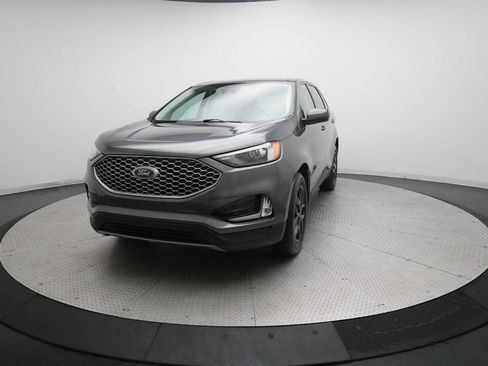 Used 2024 Ford Edge SEL w/ Convenience Package AWD/4WD image 12