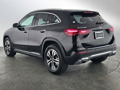Certified 2025 Mercedes-Benz GLA 250 image 6