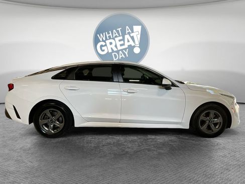 Used 2022 Kia K5 LXS FWD image 2
