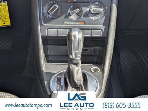 Used 2018 Volkswagen Beetle 2.0T S image 22