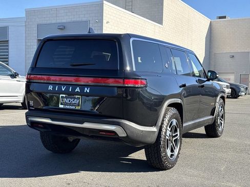 Used 2023 Rivian R1S Launch Edition AWD/4WD image 3