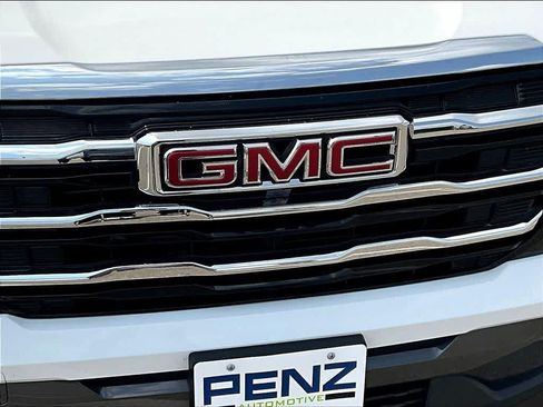 Used 2025 GMC Terrain Elevation AWD/4WD image 36