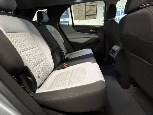 Used 2024 Chevrolet Equinox LS w/ LS Convenience Package image 17