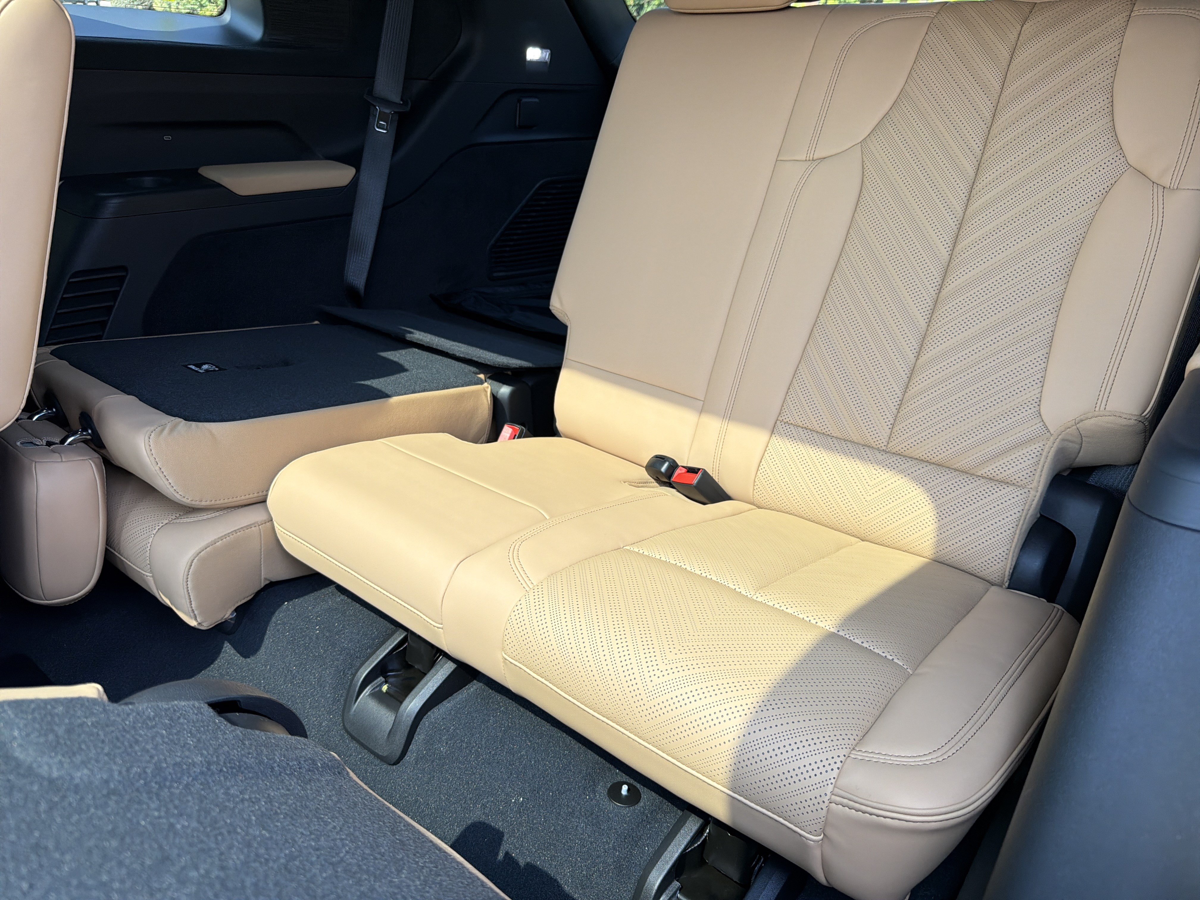 New 2026 Cadillac Escalade IQ Luxury 2 AWD/4WD image 21