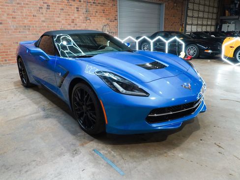 Used 2014 Chevrolet Corvette Stingray Convertible w/ 3LT Preferred Equipment Group RWD image 3