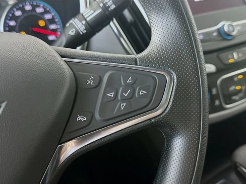 Used 2024 Chevrolet Equinox LS w/ LS Convenience Package FWD image 26