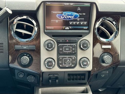 Used 2015 Ford F450 4x4 Crew Cab Super Duty image 18