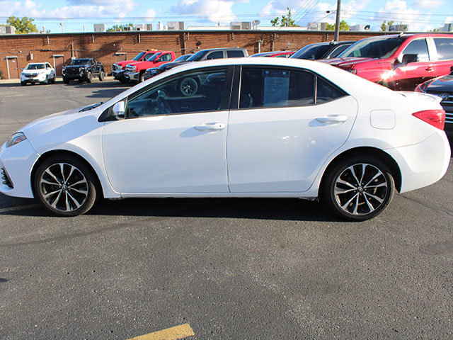 Used 2018 Toyota Corolla SE FWD image 7